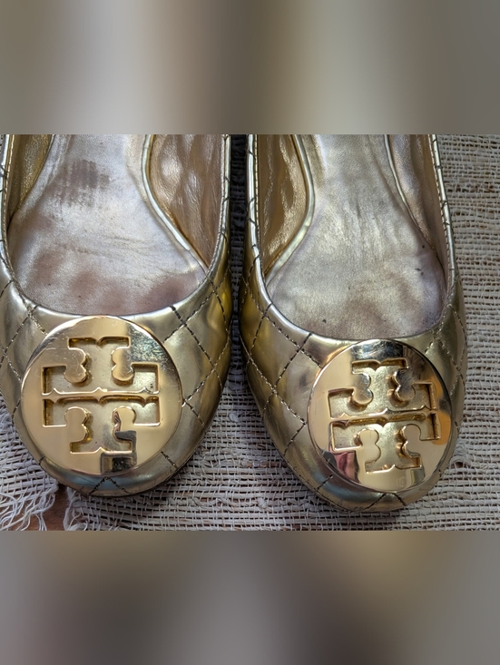 Tory Burch Quinn Quilted Ballet Flat in Gold size 8.5 - Picture 2 of 5